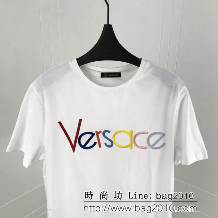 VERSACE範思哲 19ss早春新款 彩色Versace字母刺繡logo 精梳棉短袖 男女同款 ydi1678